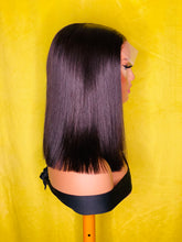 Load image into Gallery viewer, Jocelyne - Closure